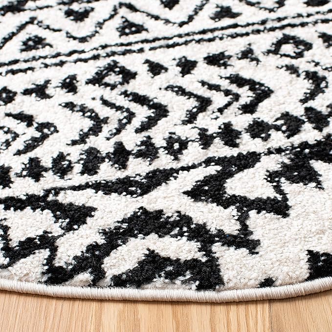 SAFAVIEH Tulum Collection Area Rug - 6'7" Round, Ivory & Black, Moroccan Boho Tribal Design, Non-Shedding & Easy to Clean, Ideal for Living Room, Bedroom, Dining Space (TUL272B)