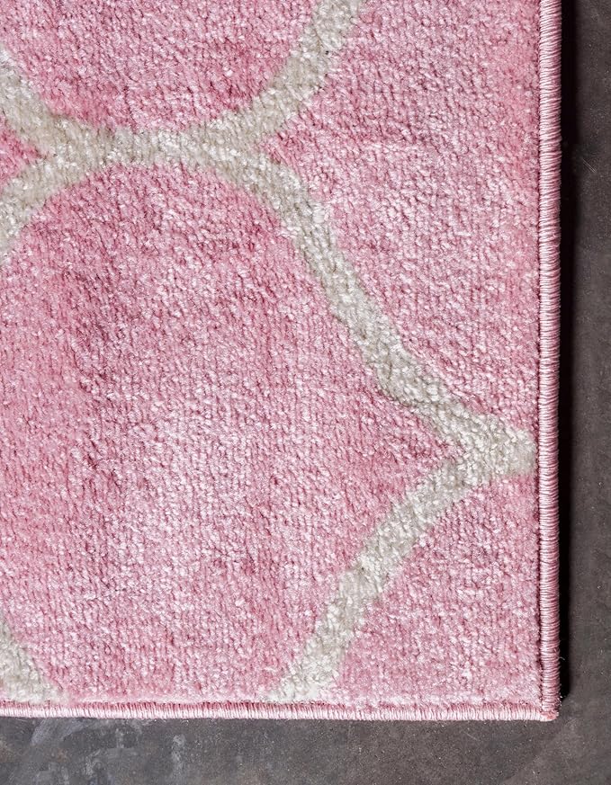 Rugs.com Lattice Frieze Collection Rug – 6' Square Light Pink Medium Rug Perfect for Living Rooms, Kitchens, Entryways