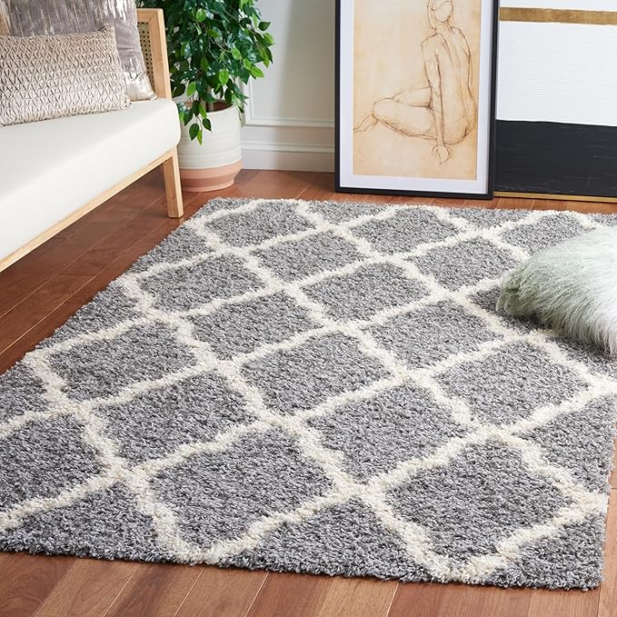SAFAVIEH Dallas Shag Collection Area Rug - 6' x 9', Grey & Ivory, Trellis Design, Non-Shedding & Easy Care, 1.5-inch Thick Ideal for High Traffic Areas in Living Room, Bedroom (SGD257G)