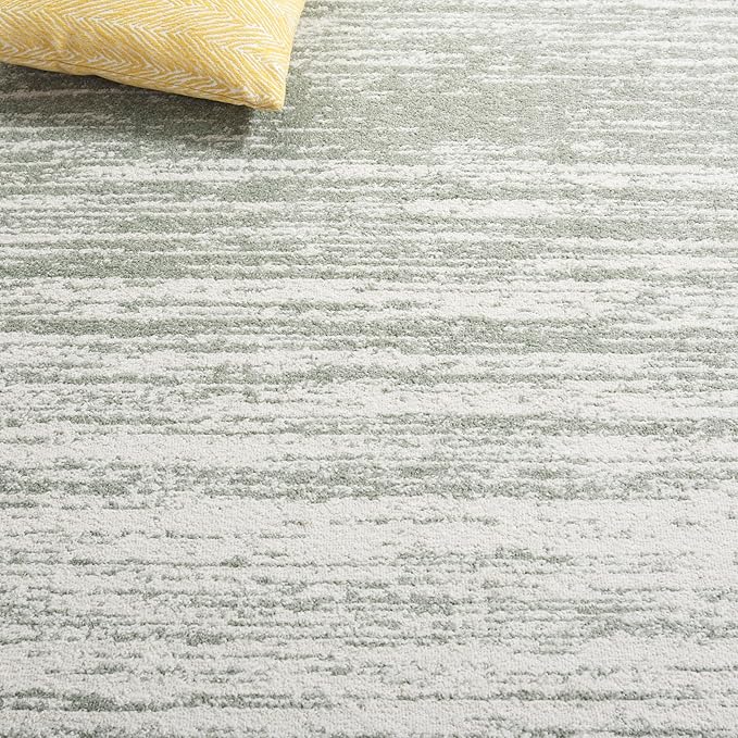 SAFAVIEH Area Rug 4x6 - Adirondack Collection - Sage & Ivory, Modern Ombre Design, Non Shedding & Easy to Clean, Ideal for Living Room, Bedroom, Office, Dining Space (ADR113X)