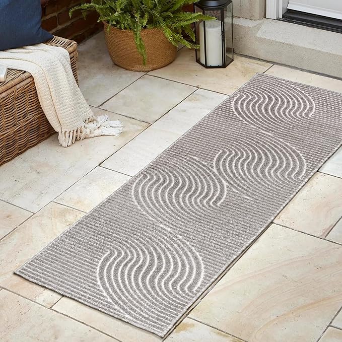 JONATHAN Y Hallie High-Low Curve Gray/Ivory Indoor/Outdoor Runner Rug, 2x8, Minimalist, Pet Friendly, Non-Shedding, Stain Resistant, Hose-Washable for Backyard, Patio, Porch (SCN100A-28)
