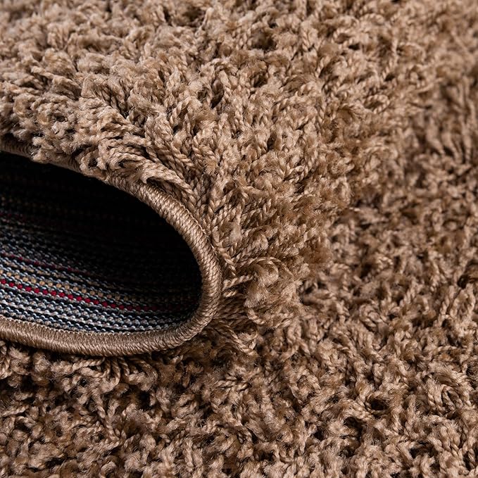 Unique Loom Solid Shag Collection Area Rug (3' 3" x 5' 3" Oval, Sandy Brown)