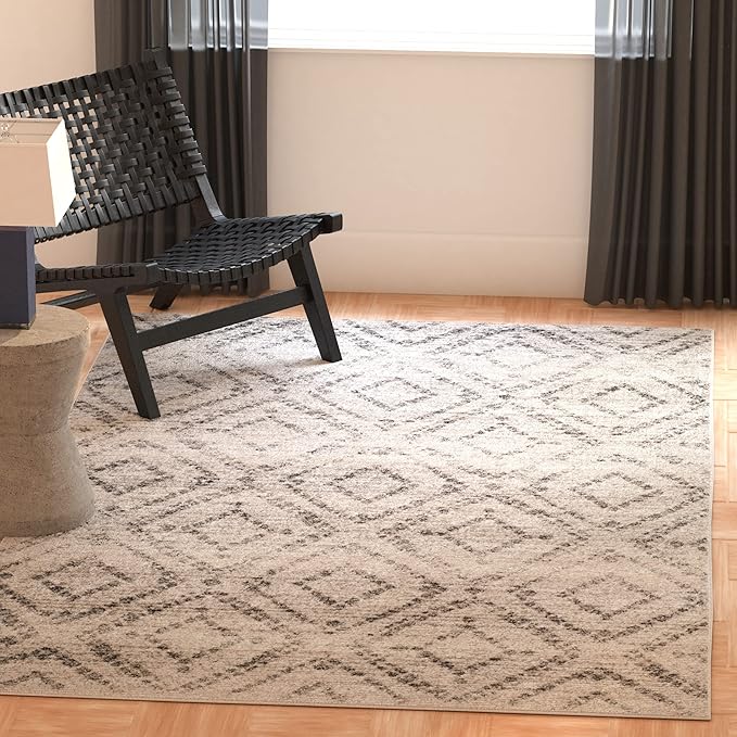 SAFAVIEH Adirondack Collection Accent Rug - 3' x 5', Light Grey & Grey, Modern Distressed Design, Non-Shedding & Easy Care, Ideal for High Traffic Areas in Entryway, Living Room, Bedroom (ADR131C)