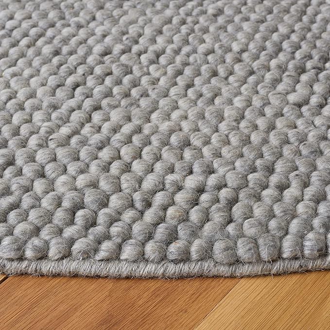 Safavieh Area Rug 6x8 - Natura Collection - Silver, Handmade Wool Blend, Textured Design, Ideal for Living Room, Bedroom, Dining Space (NAT620C)