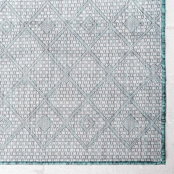 Unique Loom Outdoor Trellis Collection Area Rug - Tribal Trellis (5' 3" Octagon, Teal/ Ivory)