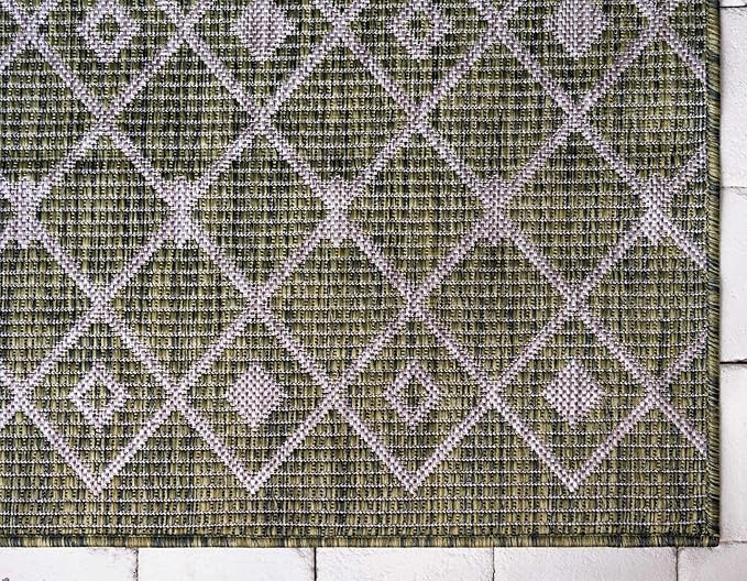 Unique Loom Outdoor Trellis Collection Area Rug - Tribal Trellis (5' 1" x 8' Rectangle, Green/ Natural)