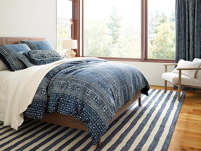 Dash & Albert Silas Stripe Navy Hand Micro Hooked Wool Rug, 2 X 3 Feet, Blue Stripe Pattern - Premium Luxury Hotel Quality Soft Breathable Hypoallergenic Machine Washable Easy Care All Season