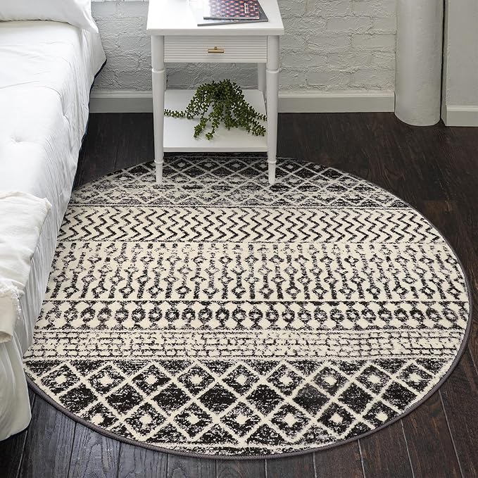Boho Round Rug 5ft, Soft Non-Slip Distressed Circle Kitchen Mat Dining Room Rug, Washable Retro Living Room Area Rug Throw Carpet for Bedroom Kids Room Entryway