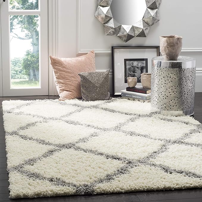 SAFAVIEH Dallas Shag Collection Area Rug - 4' Square, Ivory & Grey, Trellis Design, Non-Shedding & Easy Care, 1.5-inch Thick Ideal for High Traffic Areas in Living Room, Bedroom (SGD257F)