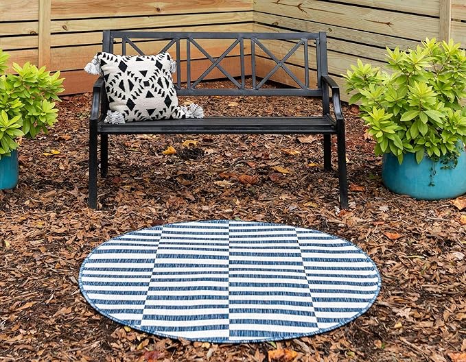 Unique Loom Outdoor Striped Collection Area Rug - Striped (4' 1" Round, Blue/Ivory)