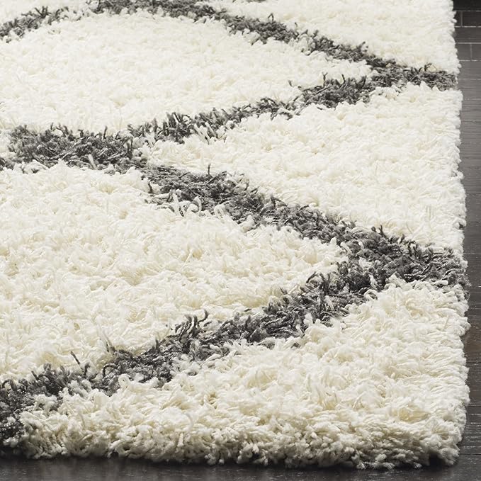 SAFAVIEH Dallas Shag Collection Area Rug - 6' x 9', Ivory & Dark Grey, Trellis Design, Non-Shedding & Easy Care, 1.5-inch Thick Ideal for High Traffic Areas in Living Room, Bedroom (SGD257H)