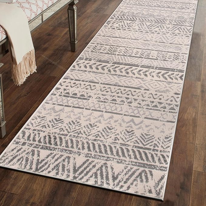 Rugshop Geometric Boho Perfect for high Traffic Areas of Your Living Room,Bedroom,Home Office,Kitchen Runner Rug 2'7" x 6' Gray
