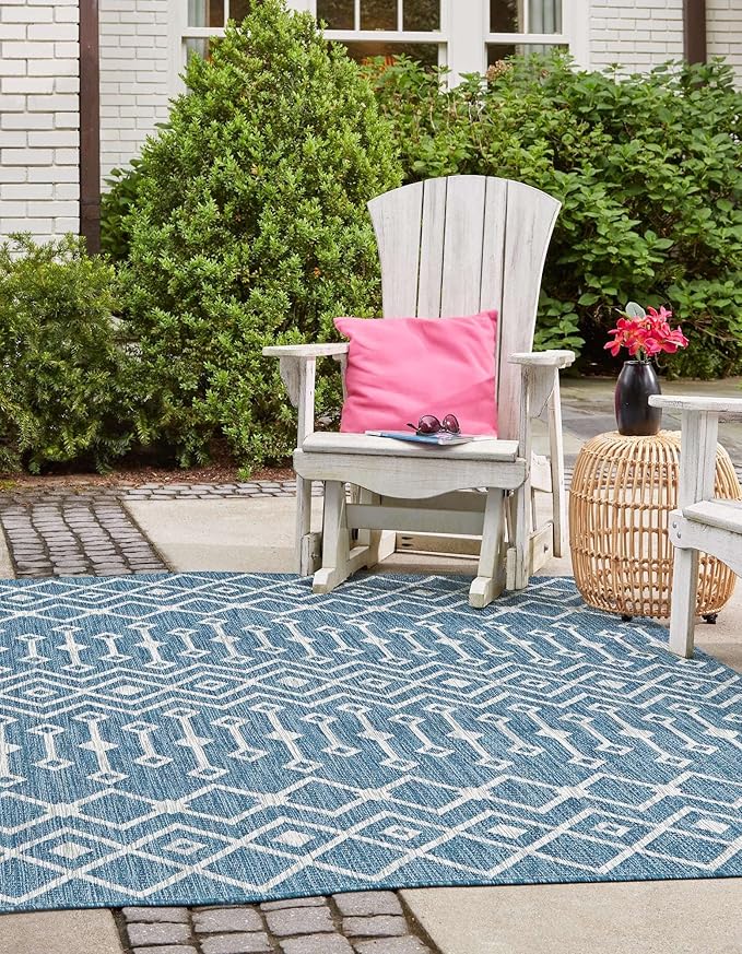 Unique Loom Outdoor Trellis Collection Area Rug - Tribal Trellis (5' 1" Square, Blue/ Ivory)