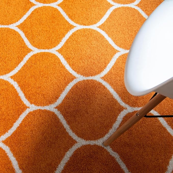 Rugs.com Lattice Frieze Collection Rug – 5' Round Orange Medium Rug Perfect for Kitchens, Dining Rooms