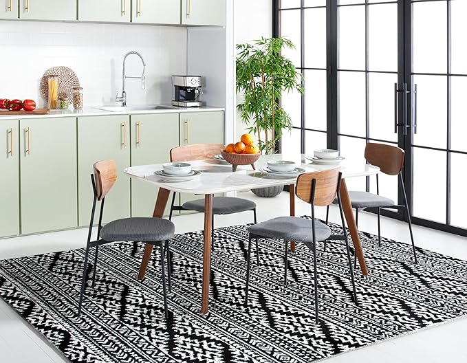 SAFAVIEH Area Rug 10x13 - Tulum Collection - Large - Black & Ivory, Moroccan Boho Tribal Design, Non-Shedding & Easy to Clean, Ideal for Living Room, Bedroom, Dining Space (TUL272Z)