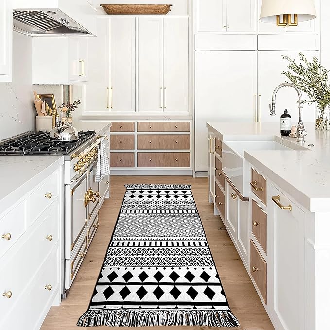 IOHOUZE Kitchen Hallway Runner Rug -2'x6' Boho Black White Entryway Runner Rugs for Halloween Decor/Fall Decor, Woven Indoor Outdoor Carpet Rugs, Washable Rag Rug for Bedroom/Bathroom/Laundry Room
