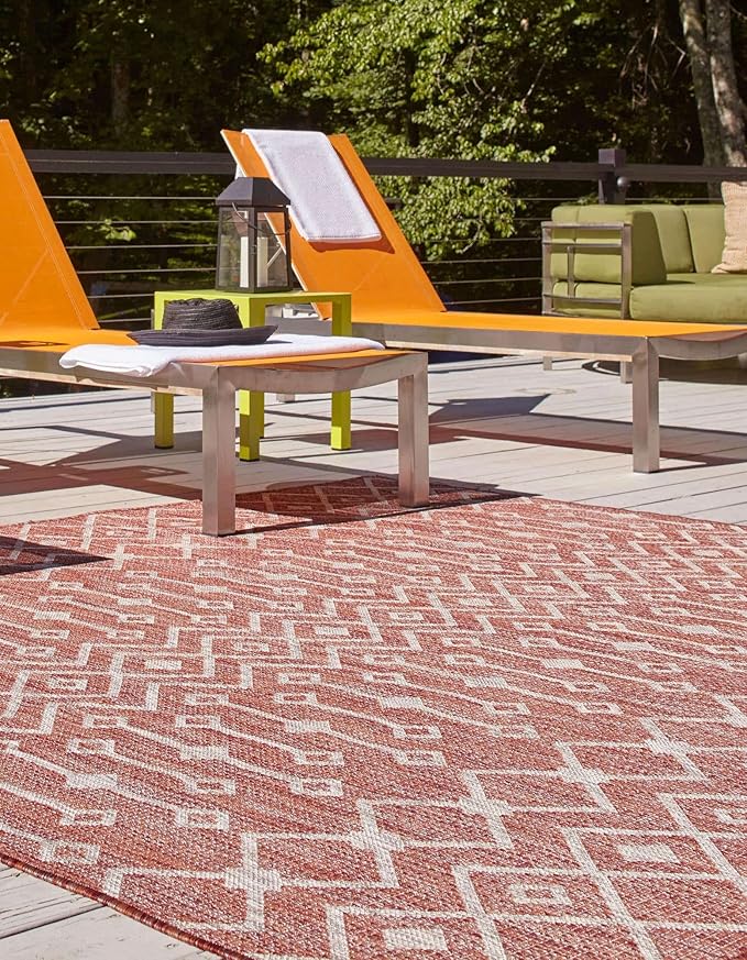 Unique Loom Outdoor Trellis Collection Area Rug - Tribal Trellis (13' Square, Rust Red/ Ivory)