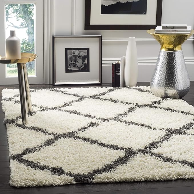 SAFAVIEH Dallas Shag Collection Area Rug - 4' Square, Ivory & Dark Grey, Trellis Design, Non-Shedding & Easy Care, 1.5-inch Thick Ideal for High Traffic Areas in Living Room, Bedroom (SGD257H)
