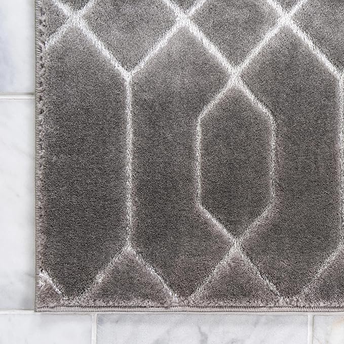 Unique Loom Marilyn Monroe Glam Collection Area Rug - Trellis (7' 10' Square, Gray Silver/ Silver)
