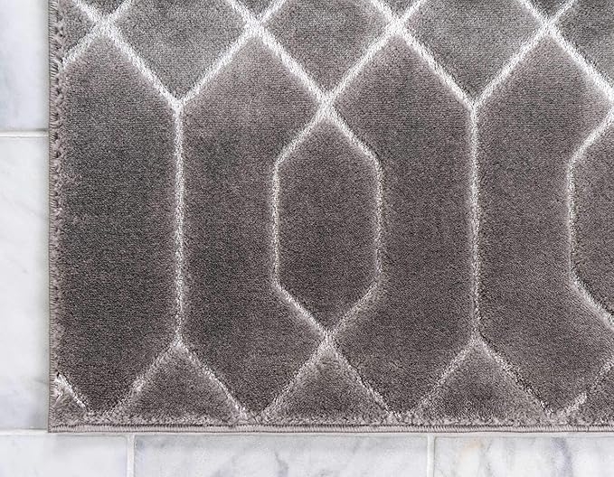 Unique Loom Marilyn Monroe Glam Collection Area Rug - Trellis (4' x 6' Rectangle, Gray Silver/ Silver)