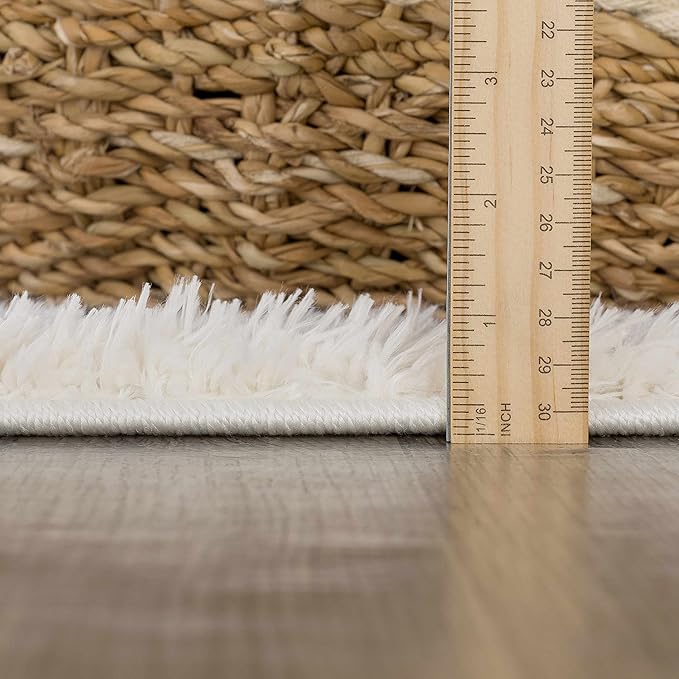 Hauteloom Zane Living Room, Bedroom Area Rug - Farmhouse - Plush Pile - Light Gray, Cream - 6'7" x 9'