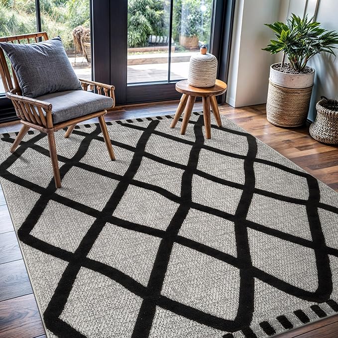 CAMILSON Modern Rug 5x7 Luxury Diamond Pattern Micro Loop Area Rugs Soft High-Low Pile Stain Resistant Easy to Clean Non-Shedding Durable Living Room Kitchen Indoor Carpet (Black/Gray)