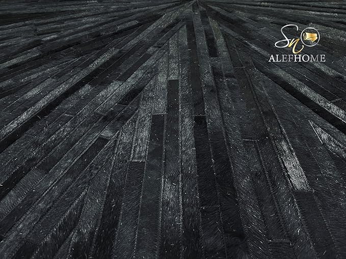 Faux Cowhide Round Area Rug | Non-Slip Leather Floor Carpet for Living Room, Bedroom, and Home Décor | Modern Stylish Accent Rug(Black_3x3)