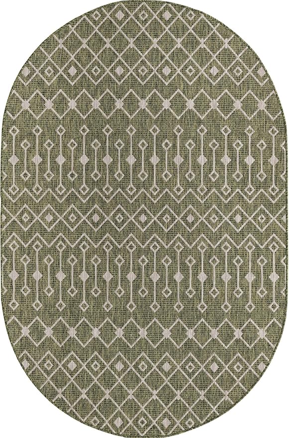 Unique Loom Outdoor Trellis Collection Area Rug - Tribal Trellis (5' 3" x 8' Oval, Green/ Natural)