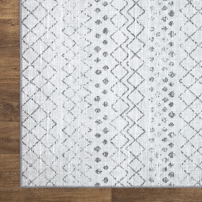 Bloom Rugs Washable Non-Slip 6' x 9' Rug - Ivory/Gray Traditional Moroccan Area Rug for Living Room, Bedroom, Dining Room, and Kitchen - Exact Size: 6' x 9'