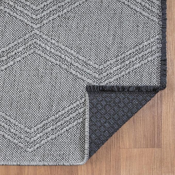 LUXE WEAVERS Modern Farmhouse Gray 9x12 Washable Area Rug, Anti-Slip Diamond Pattern Carpet