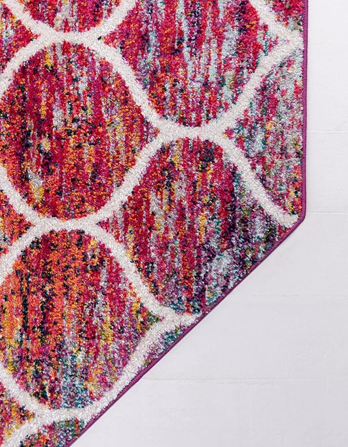 Rugs.com Lattice Frieze Collection Rug – 5' Octagon Multi Medium Rug Perfect for Living Rooms, Kitchens, Entryways