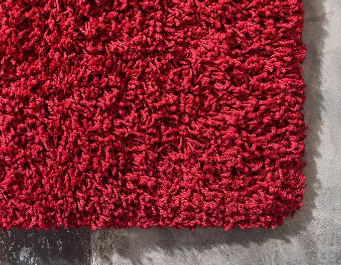 Unique Loom Solid Shag Collection Area Rug (6' 1" x 9' Rectangle, Cherry Red)
