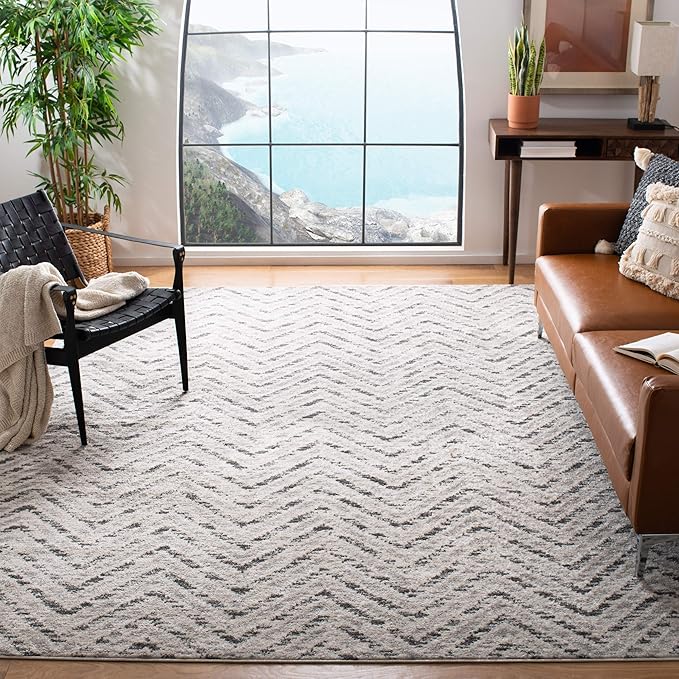 SAFAVIEH Adirondack Collection Area Rug - 6' x 9', Ivory & Charcoal, Chevron Design, Non-Shedding & Easy Care, Ideal for High Traffic Areas in Living Room, Bedroom (ADR104N)