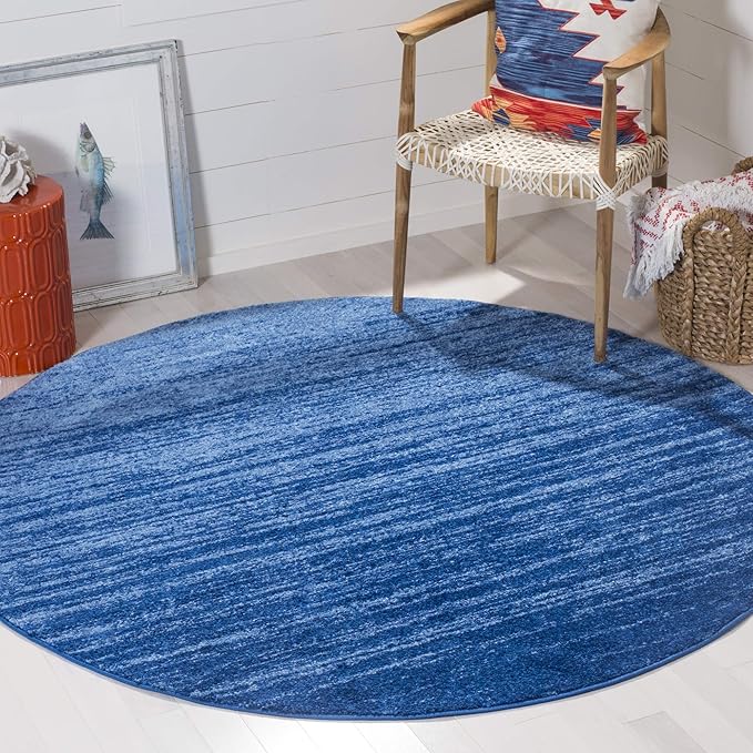 SAFAVIEH Adirondack Collection Area Rug - 6' Round, Ivory & Silver, Modern Ombre Design, Non Shedding & Easy to Clean, Ideal for Living Room, Bedroom, Office, Dining Space (ADR113B)
