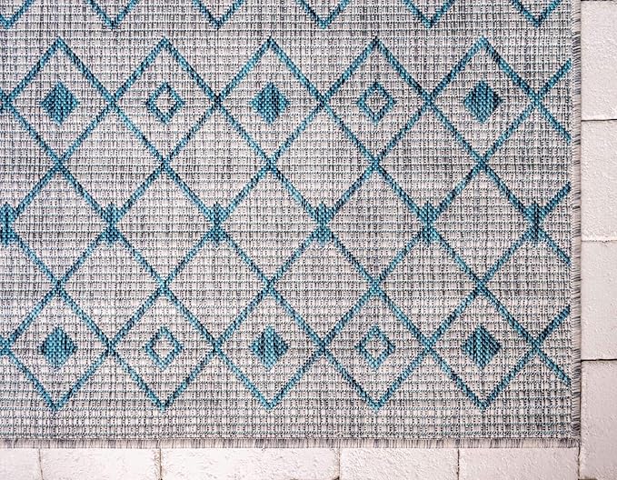 Unique Loom Outdoor Trellis Collection Area Rug - Tribal Trellis (5' 1" x 8' Rectangle, Light Blue/ Ivory)