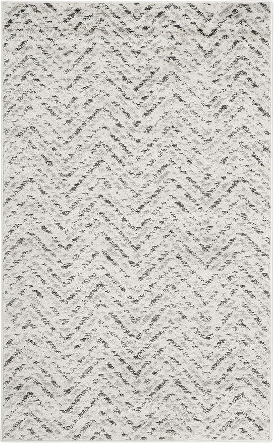 SAFAVIEH Adirondack Collection Accent Rug - 3' x 5', Ivory & Charcoal, Chevron Design, Non-Shedding & Easy Care, Ideal for High Traffic Areas in Entryway, Living Room, Bedroom (ADR104N)