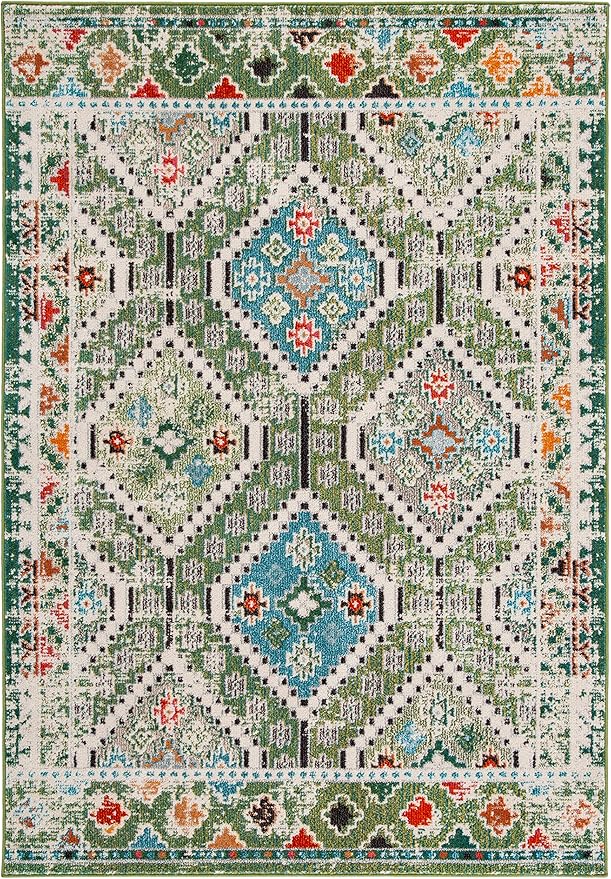 SAFAVIEH Madison Collection Accent Rug - 3' x 5', Green & Beige, Boho Diamond Distressed Design, Non-Shedding & Easy Care, Ideal for High Traffic Areas in Entryway, Living Room, Bedroom (MAD418Y)