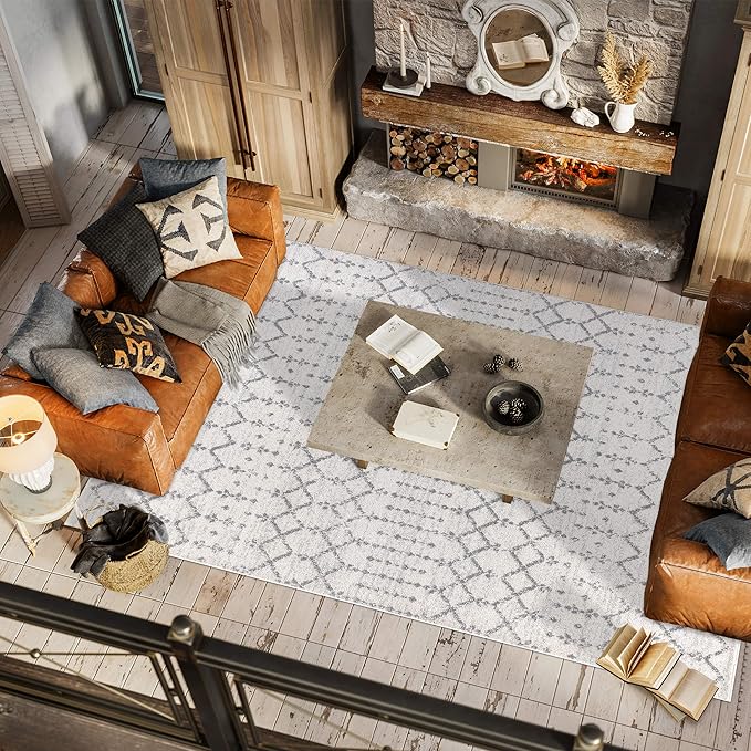 JONATHAN Y Boho Vintage Diamond Cream/Gray Indoor Area Rug 4X6 ft, Moroccan Hype for Living Room, Bedroom, Kitchen, Office, Easy-Cleaning, High Traffic, Pet-Friendly, Non-Shedding (MOH101B-4)