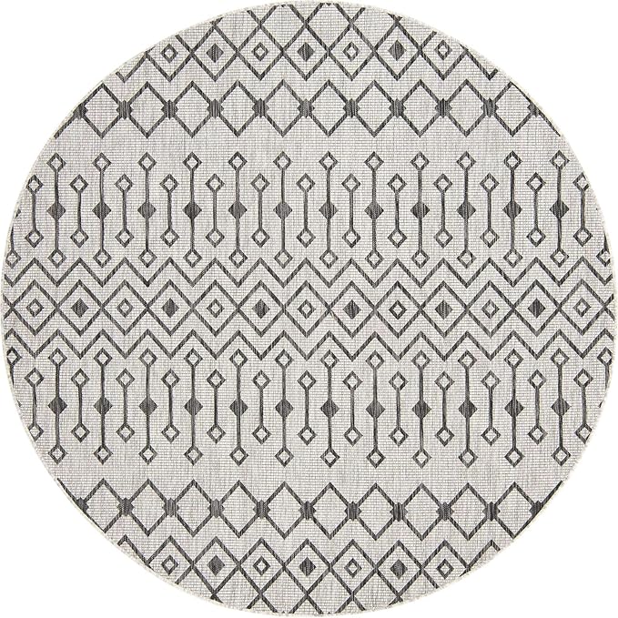 Unique Loom Outdoor Trellis Collection Area Rug - Tribal Trellis (7' 10" Round, Gray/ Black)