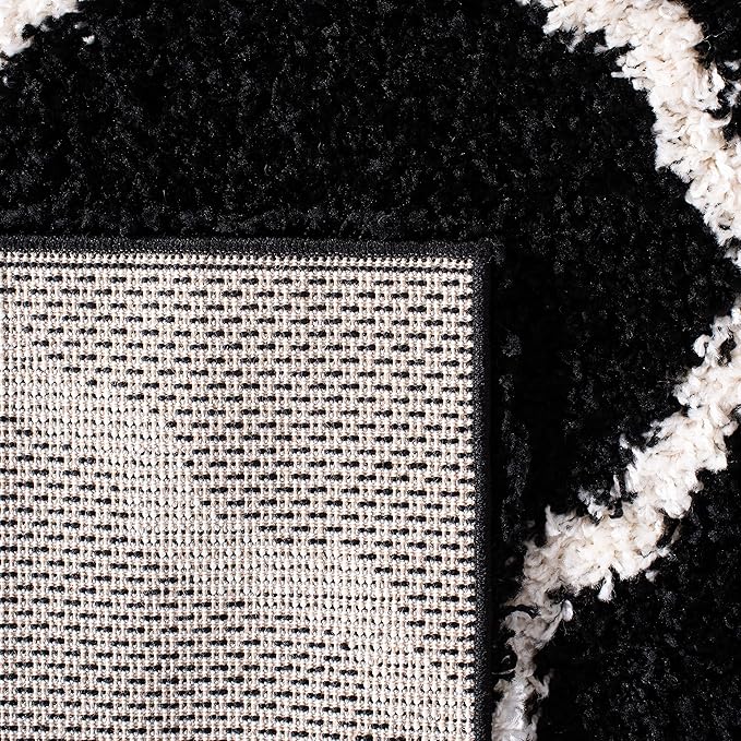 SAFAVIEH Dallas Shag Collection Accent Rug - 4' x 6', Black & Ivory, Trellis Design, Non-Shedding & Easy Care, 1.5-inch Thick Ideal for High Traffic Areas in Entryway, Living Room, Bedroom (SGD257Z)