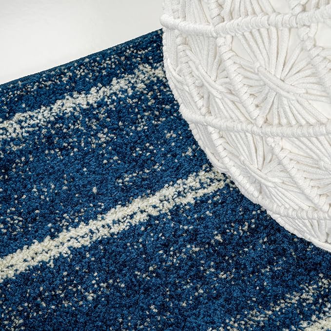 JONATHAN Y Williamsburg Minimalist Stripe Navy/Cream Runner Rug, 2x8, Contemporary, Modern, Easy-Cleaning for Living Room, Bedroom, Kitchen, Pet Friendly, Non-Shedding (MOH201C-28)