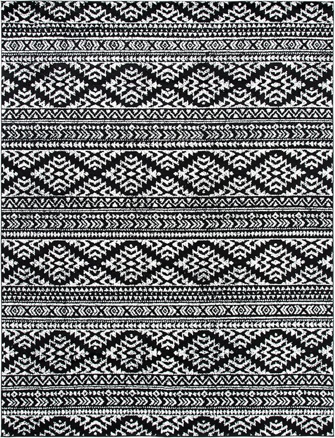 SAFAVIEH Area Rug 12x15 - Tulum Collection - Large - Black & Ivory, Moroccan Boho Tribal Design, Non-Shedding & Easy to Clean, Ideal for Living Room, Bedroom, Dining Space (TUL272Z)