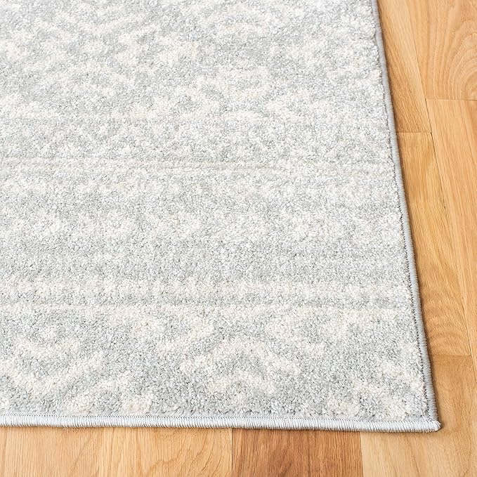 SAFAVIEH Area Rug 9x12 - Tulum Collection - Large - Light Grey & Ivory, Moroccan Boho Tribal Design, Non-Shedding & Easy to Clean, Ideal for Living Room, Bedroom, Dining Space (TUL272F)