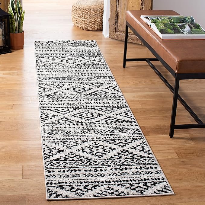 SAFAVIEH Tulum Collection Runner Rug - 2' x 8', Ivory & Black, Moroccan Boho Tribal Design, Non-Shedding & Easy to Clean, Ideal for Living Room, Hallway, Foyer, Entryway, Bedroom (TUL272B)