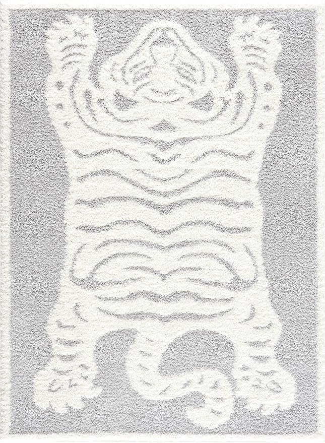 Hauteloom Zane Living Room, Bedroom Area Rug - Farmhouse - Plush Pile - Light Gray, Cream - 6'7" x 9'