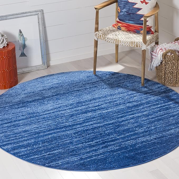 SAFAVIEH Adirondack Collection Area Rug - 6' Round, Light Blue & Dark Blue, Modern Ombre Design, Non Shedding & Easy to Clean, Ideal for Living Room, Bedroom, Office, Dining Space (ADR113F)
