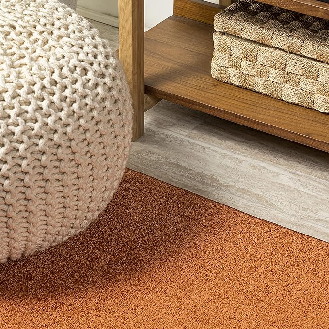 JONATHAN Y Haze Solid Low-Pile Orange 9x9 Square Indoor Area Rug, Coastal,Bohemian,Minimalist,Classic, Easy-Cleaning for Living Room,Bedroom,Kitchen,Pet Friendly,Non-Shedding (SEU100M-9SQ)