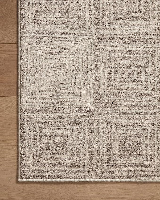 Loloi Darby Collection DAR-05 Beige/Grey 5'-3" x 7'-6" Area Rug