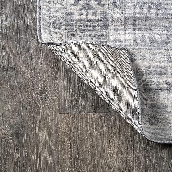 JONATHAN Y Modern Vintage Medallion Light Grey Runner Rug, 2x8, Country, Floral, Easy-Cleaning for Living Room, Bedroom, Kitchen, Pet Friendly, Non-Shedding (MDP108B-28)