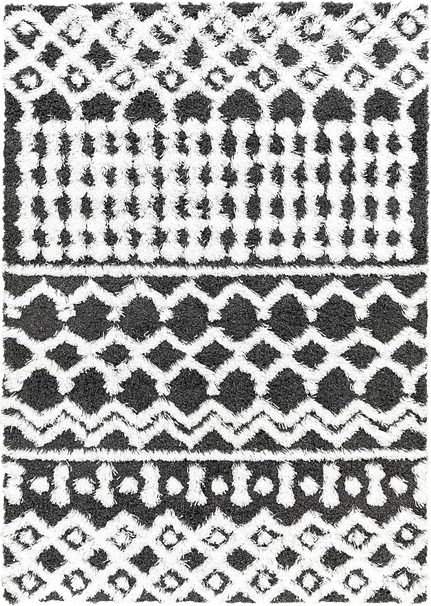 Livabliss Hapsburg Moroccan Shag Area Rug, 5'3" x 7'3", Black/White